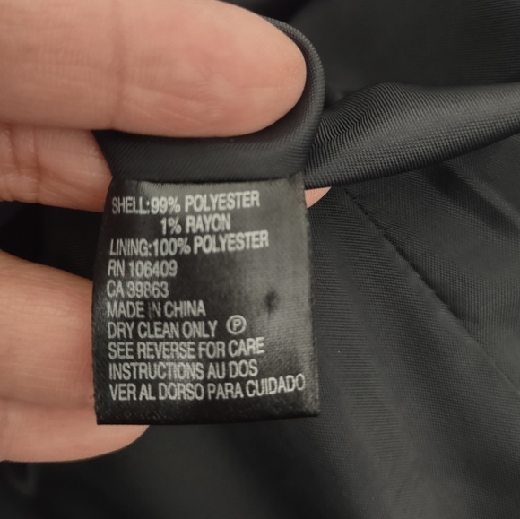 Tahari Arthur S Levine PinStriped Petite Blazer - Picture 16 of 16